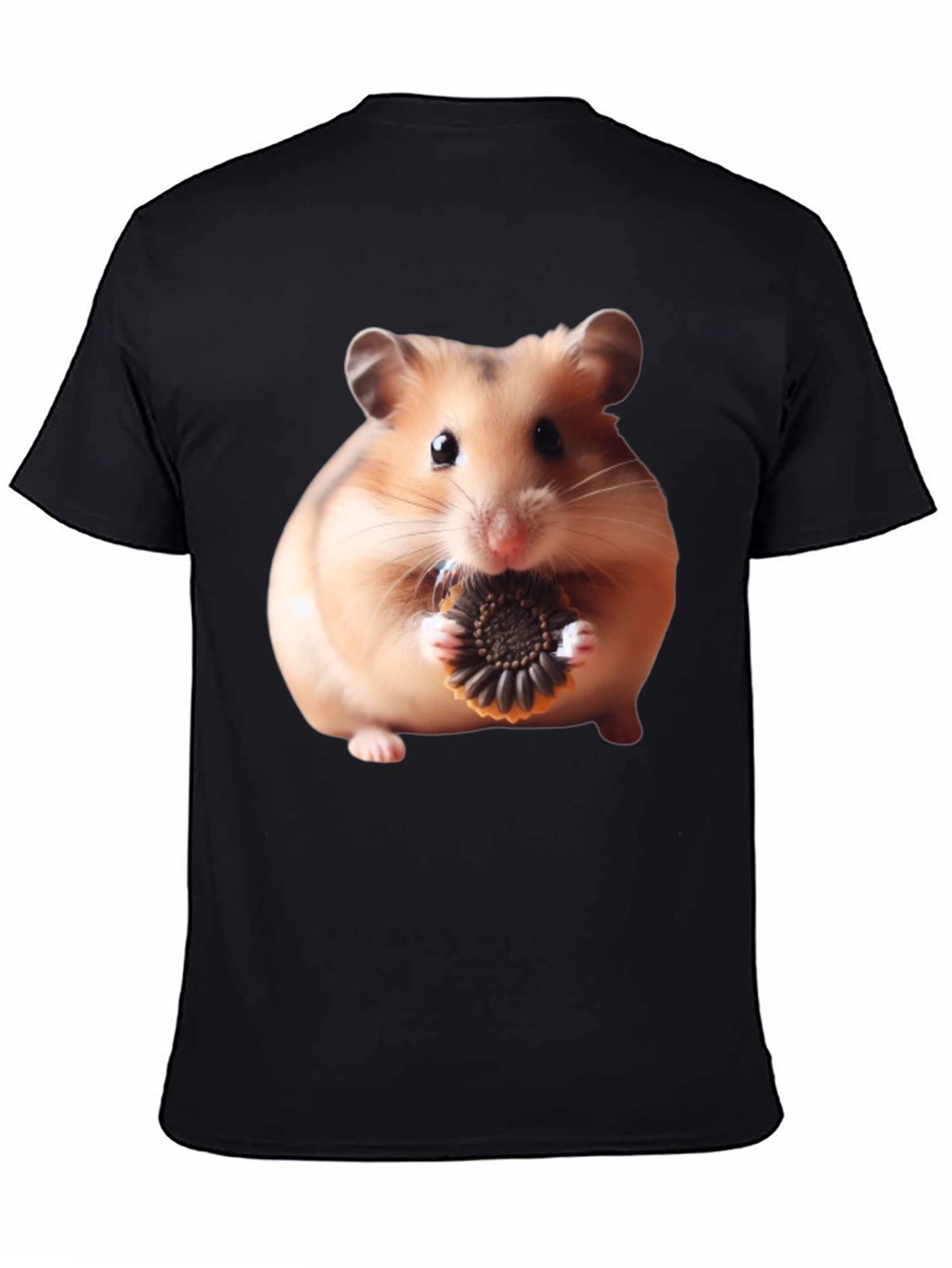 Camiseta Negra con Diseño de Hámster Comiendo