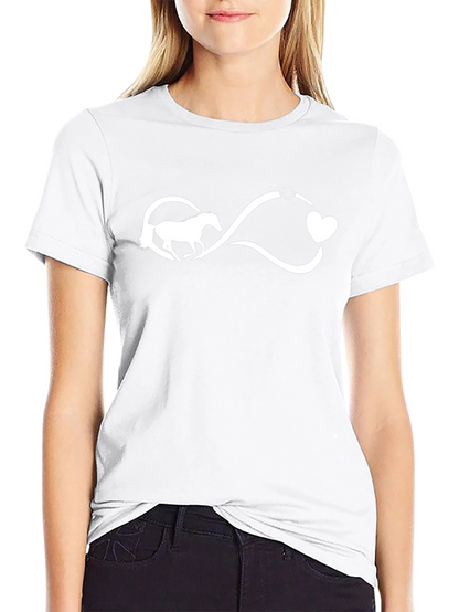 Camiseta Negra con Diseño de Caballo Infinito