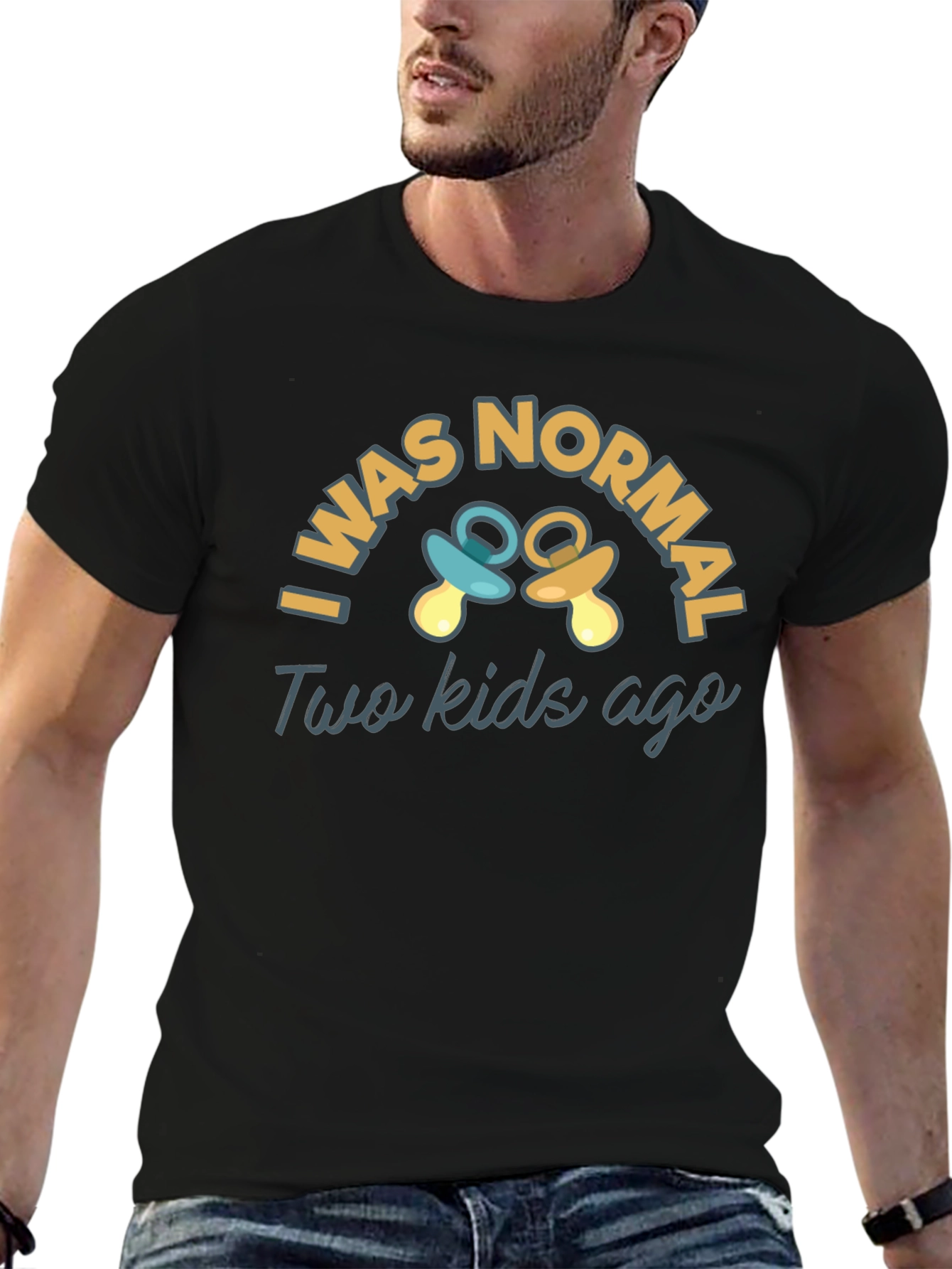 Camiseta Negra: Era Normal Hace Dos Hijos