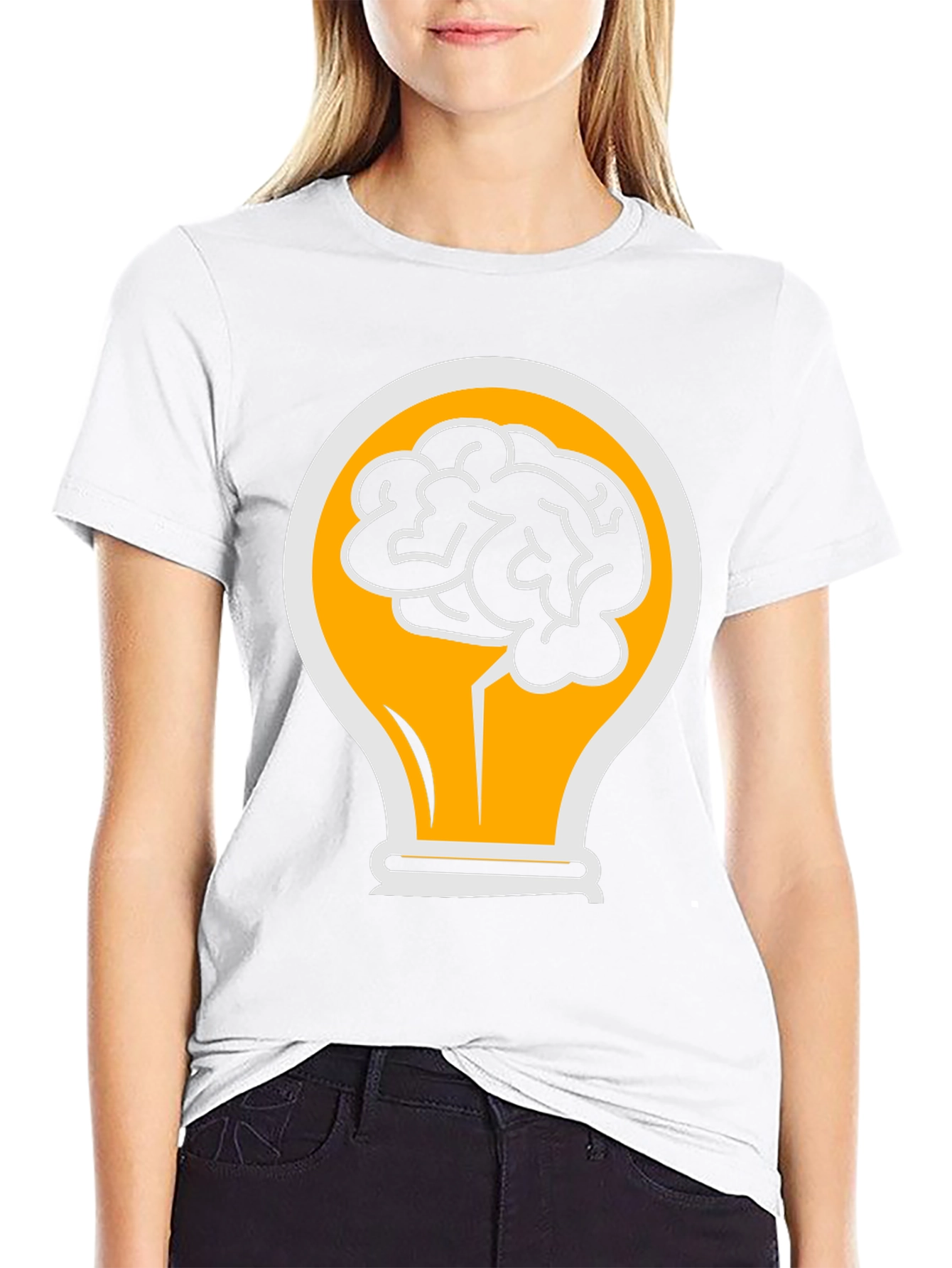 Camiseta Negra con Diseño de Cerebro en Bombilla