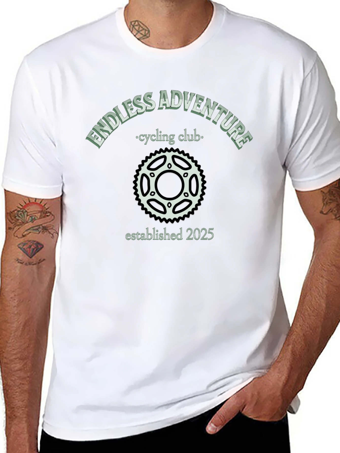 Camiseta Negra Endless Adventure Cycling Club