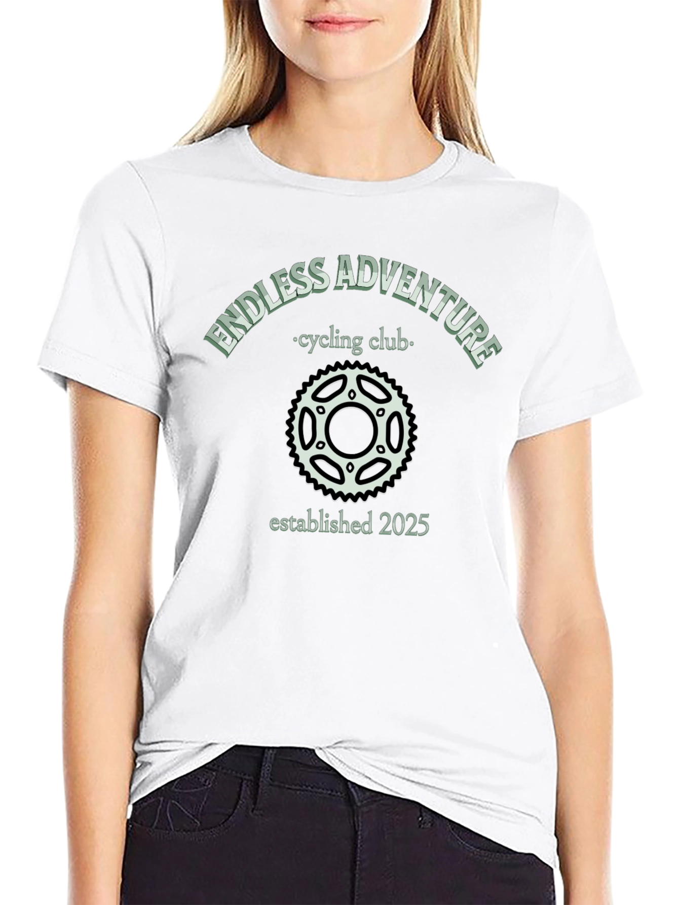 Camiseta Negra Endless Adventure Cycling Club