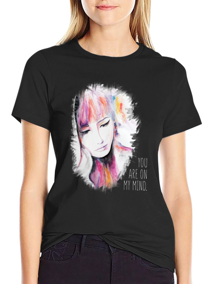 Camiseta Negra con Diseño de Rostro Abstracto