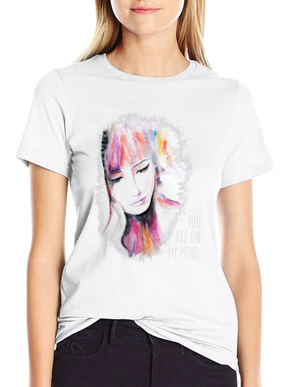 Camiseta Negra con Diseño de Rostro Abstracto