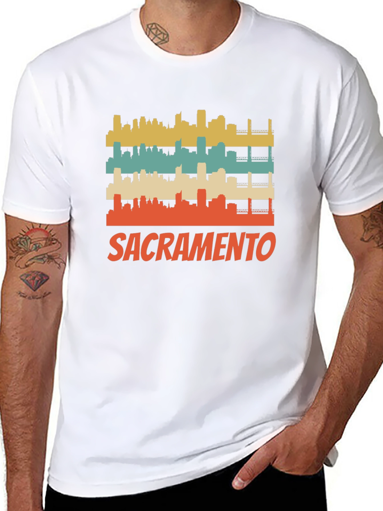 Camiseta Negra con Diseño Retro de Sacramento