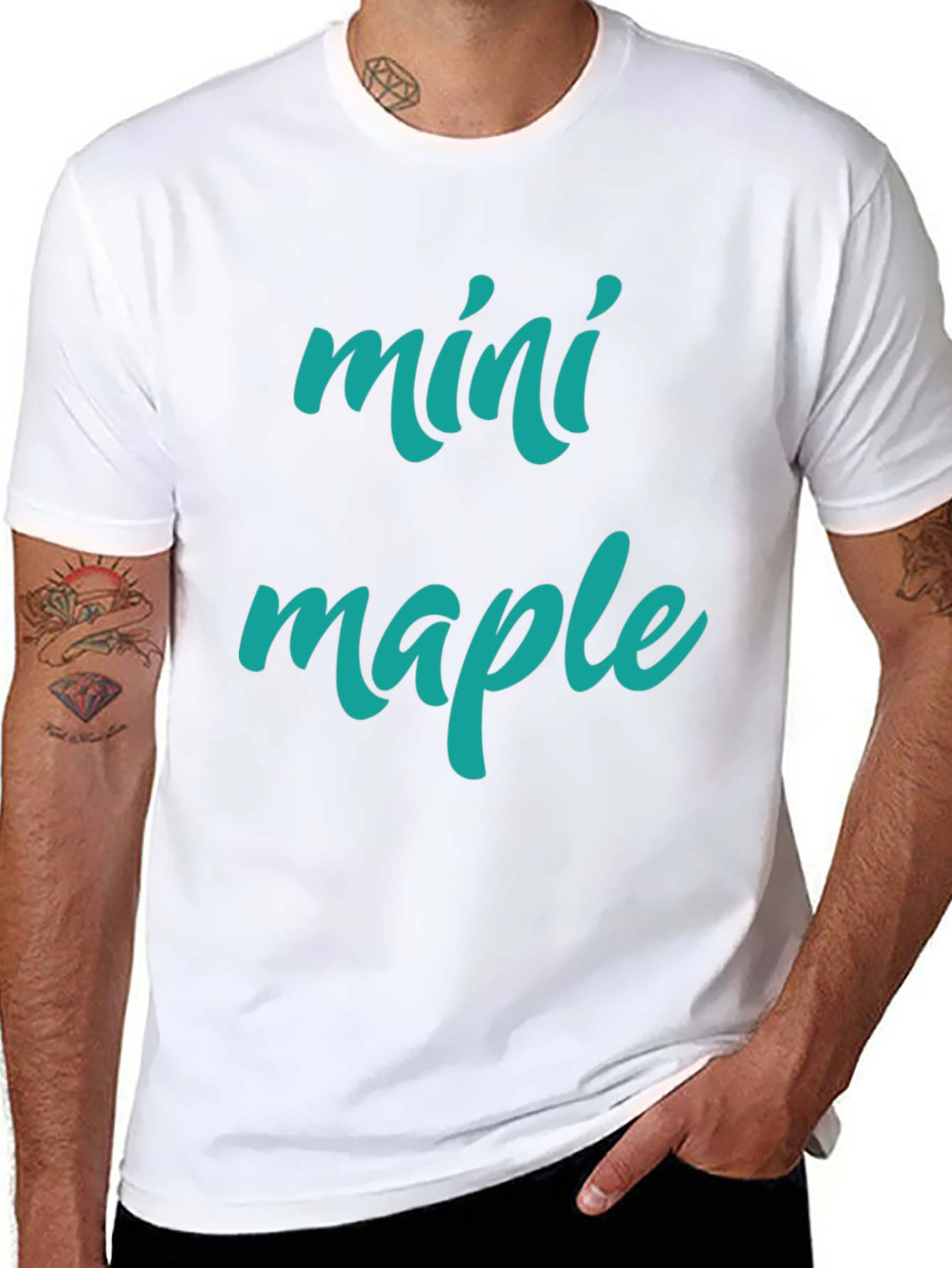 Camiseta Negra Mini Maple Hombre Casual