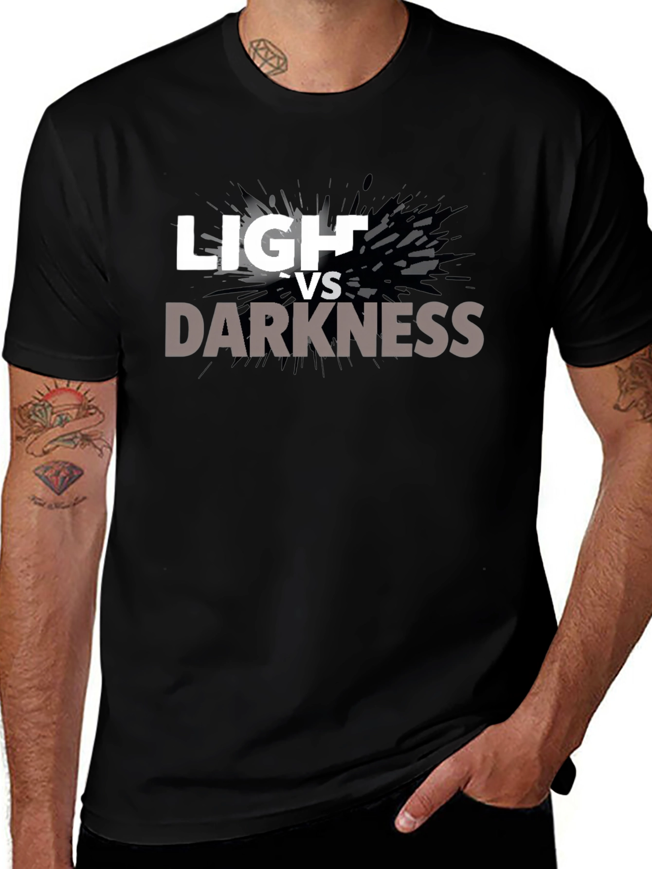 Camiseta Negra Luz vs Oscuridad para Hombre