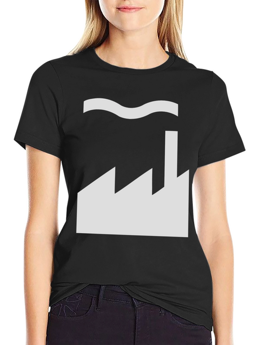 Camiseta Negra Factory Minimalista