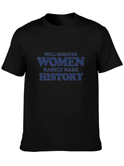 Camiseta Negra con Frase Well Behaved Women History
