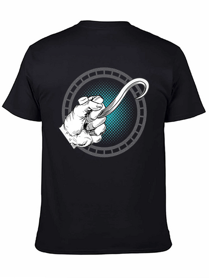 Camiseta Negra con Diseño de Mano y Hoja Curva