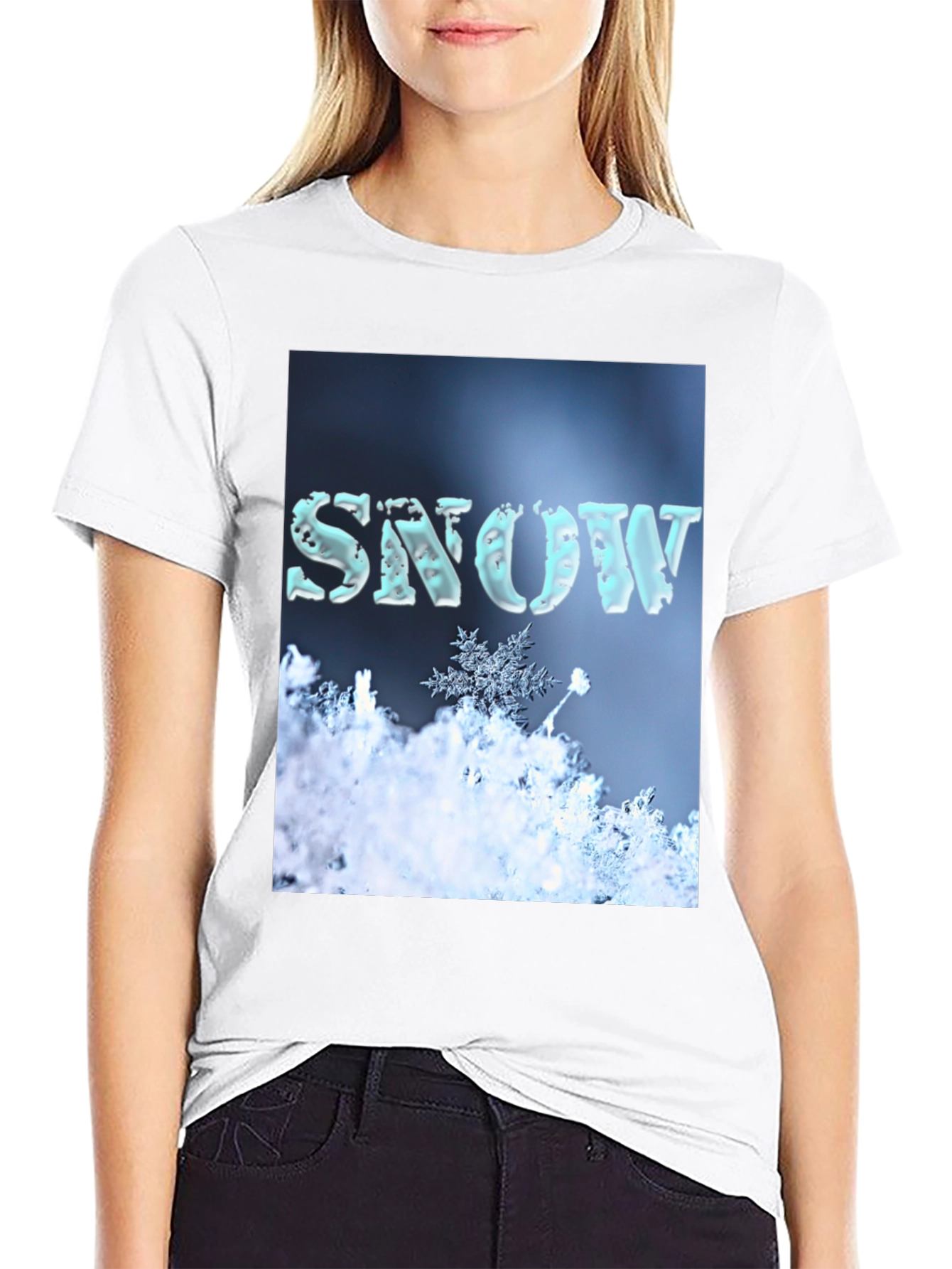 Camiseta Negra con Diseño de Nieve Invernal