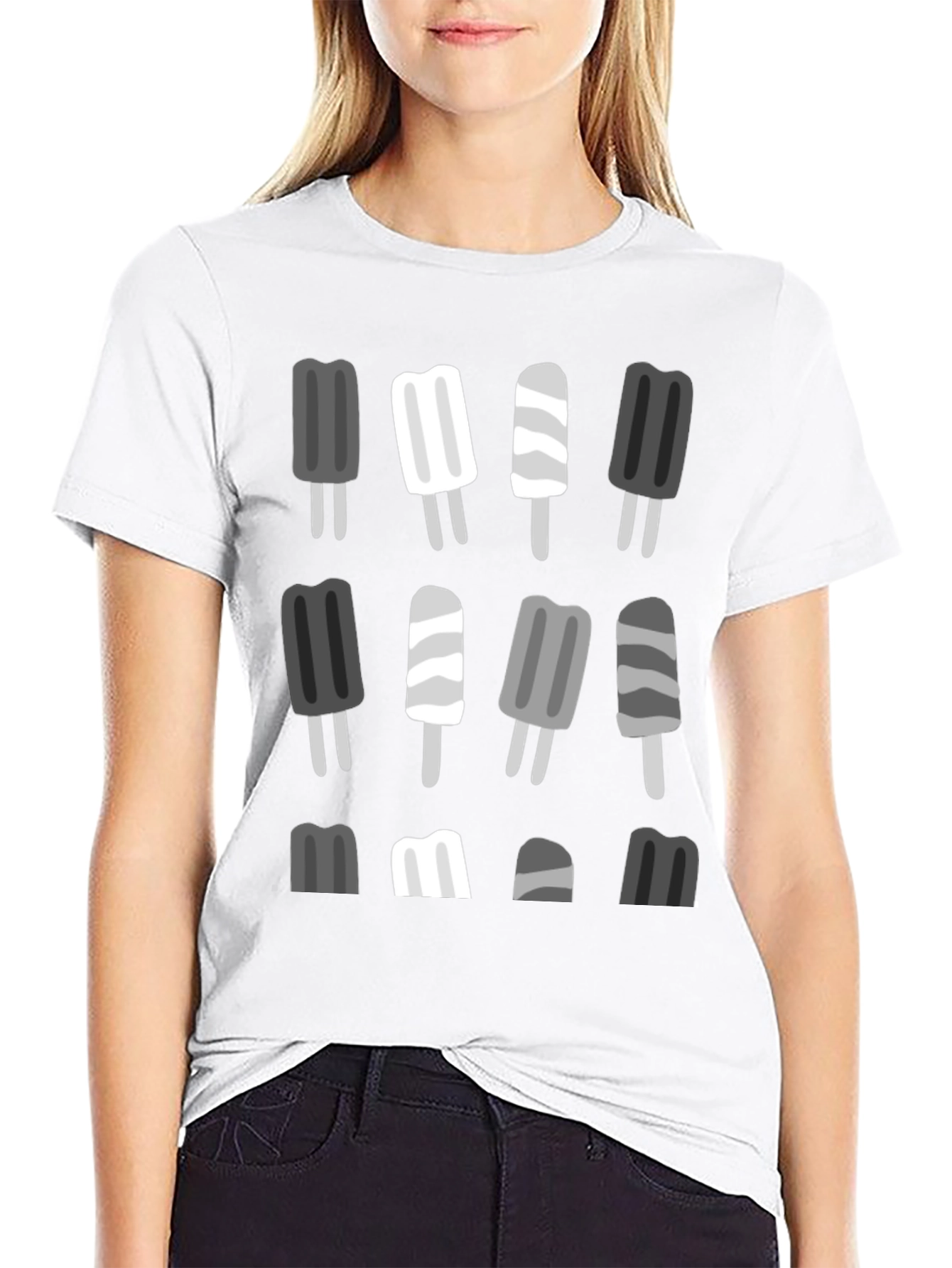 Camiseta Negra con Diseño de Paletas Heladas