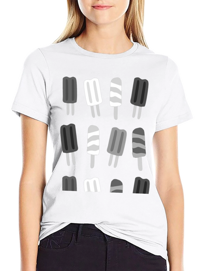 Camiseta Negra con Diseño de Paletas Heladas