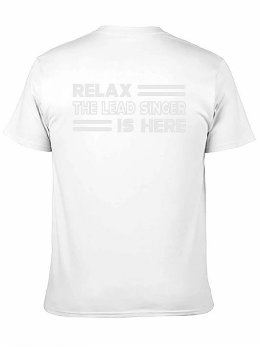 Camiseta Negra: Relax El Cantante Está Aquí