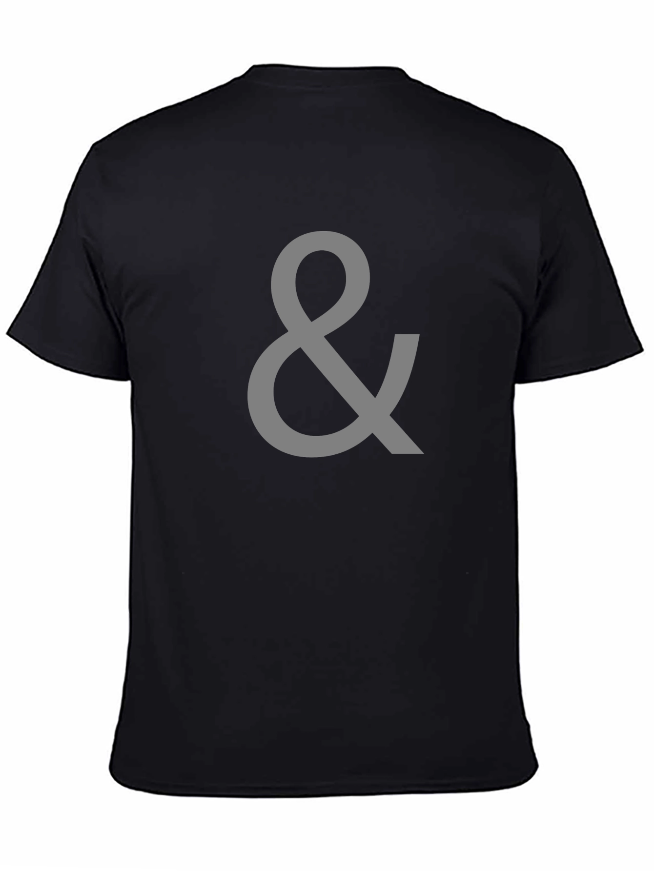 Camiseta Negra con Símbolo &