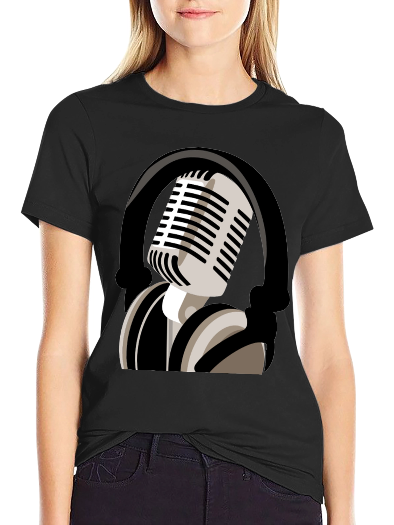 Camiseta Negra con Diseño de Micrófono Retro