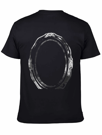 Camiseta Negra con Diseño de Marco Ovalado