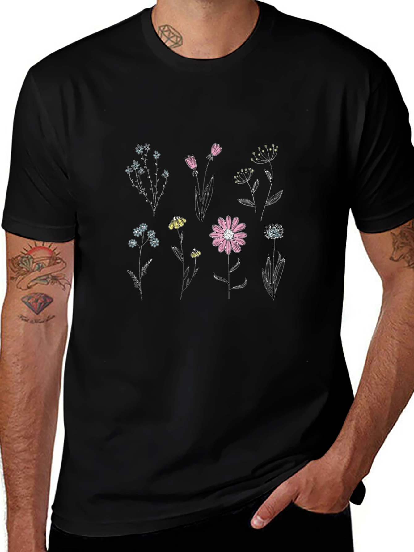 Camiseta Negra con Diseño Floral para Hombre