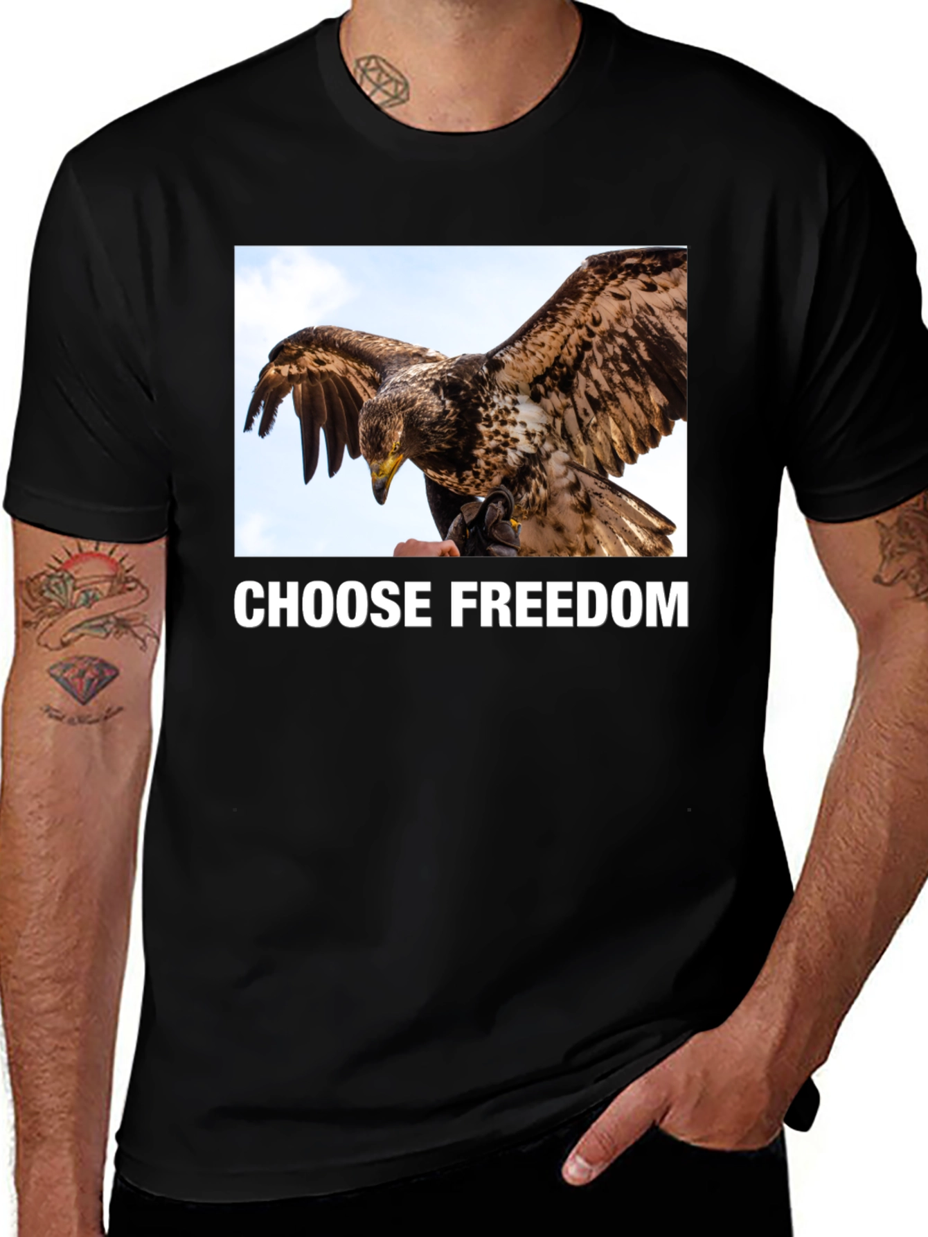 Camiseta Negra Libertad Águila