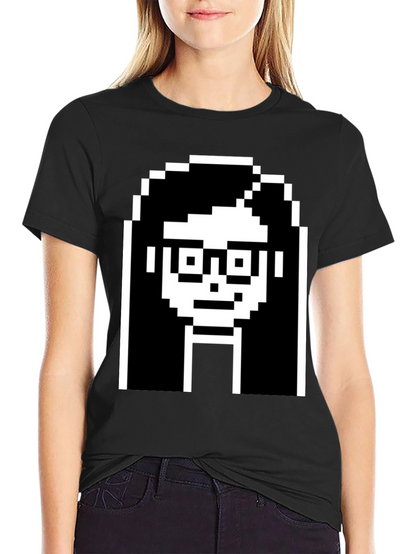 Camiseta Negra con Diseño Pixelado de Cara