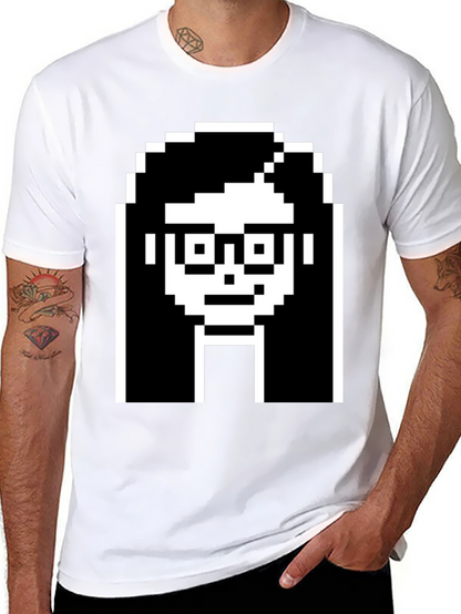 Camiseta Negra con Diseño Pixelado de Cara