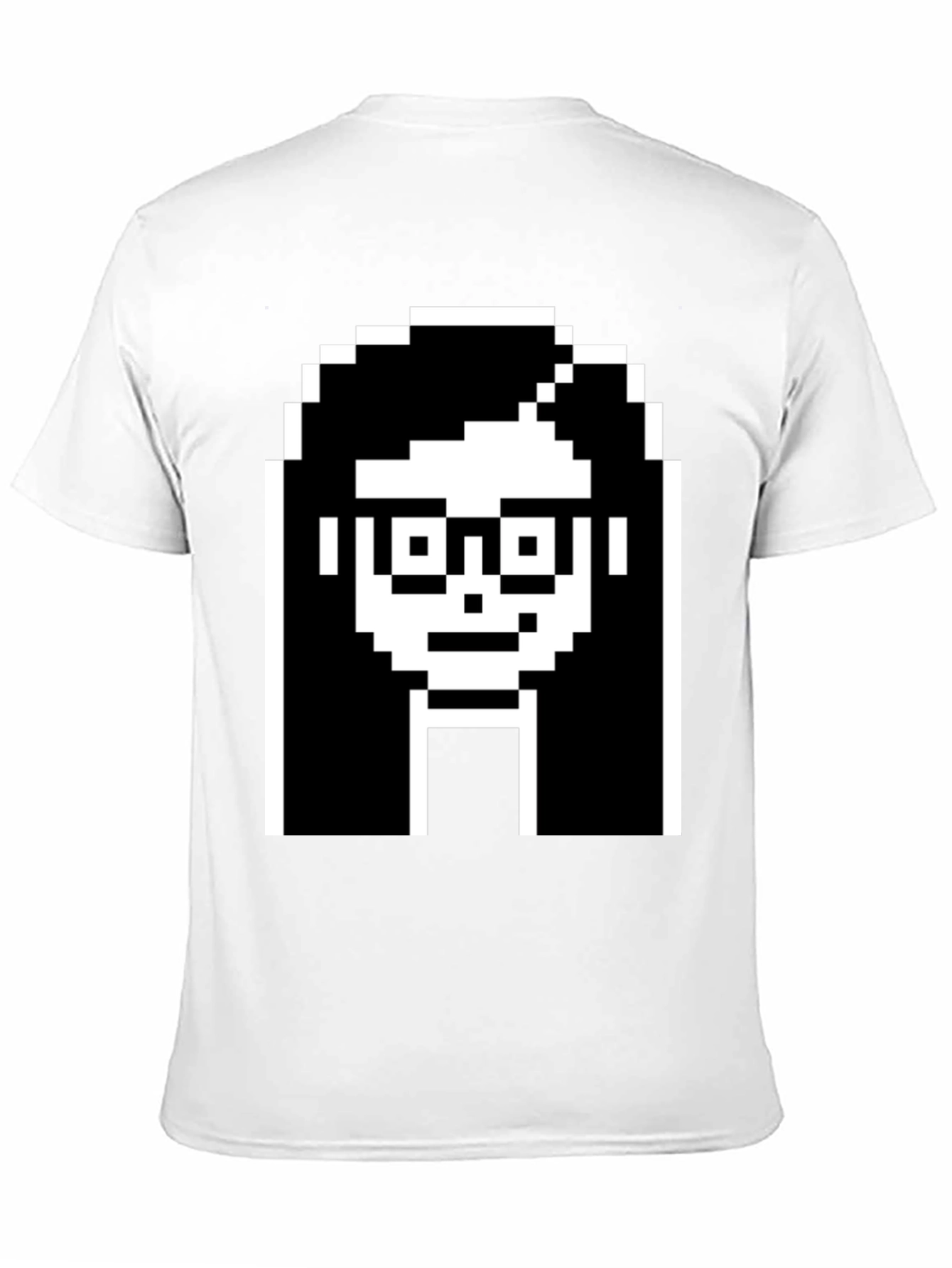 Camiseta Negra con Diseño Pixelado de Cara