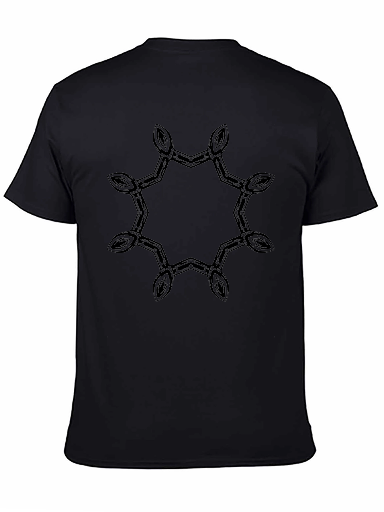 Camiseta Negra con Diseño Geométrico Estilizado