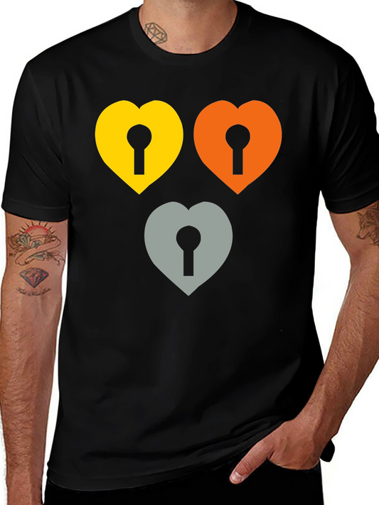 Camiseta Negra con Diseño de Corazones con Cerradura