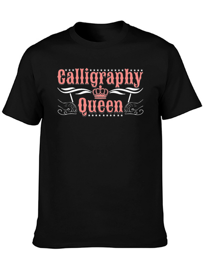 Camiseta Negra Calligraphy Queen para Amantes de la Caligrafía