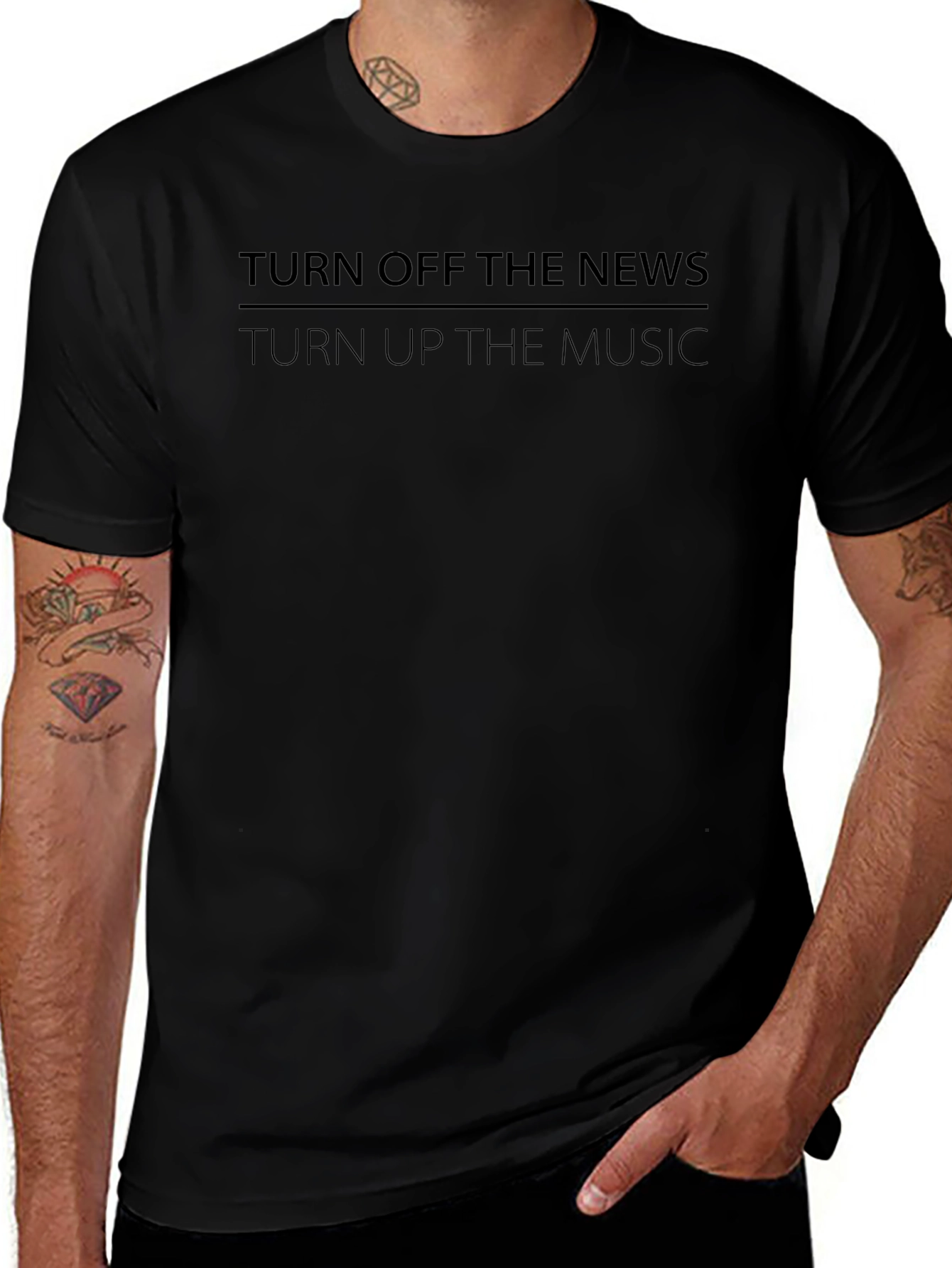 Camiseta Negra: Apaga las Noticias Sube la Música