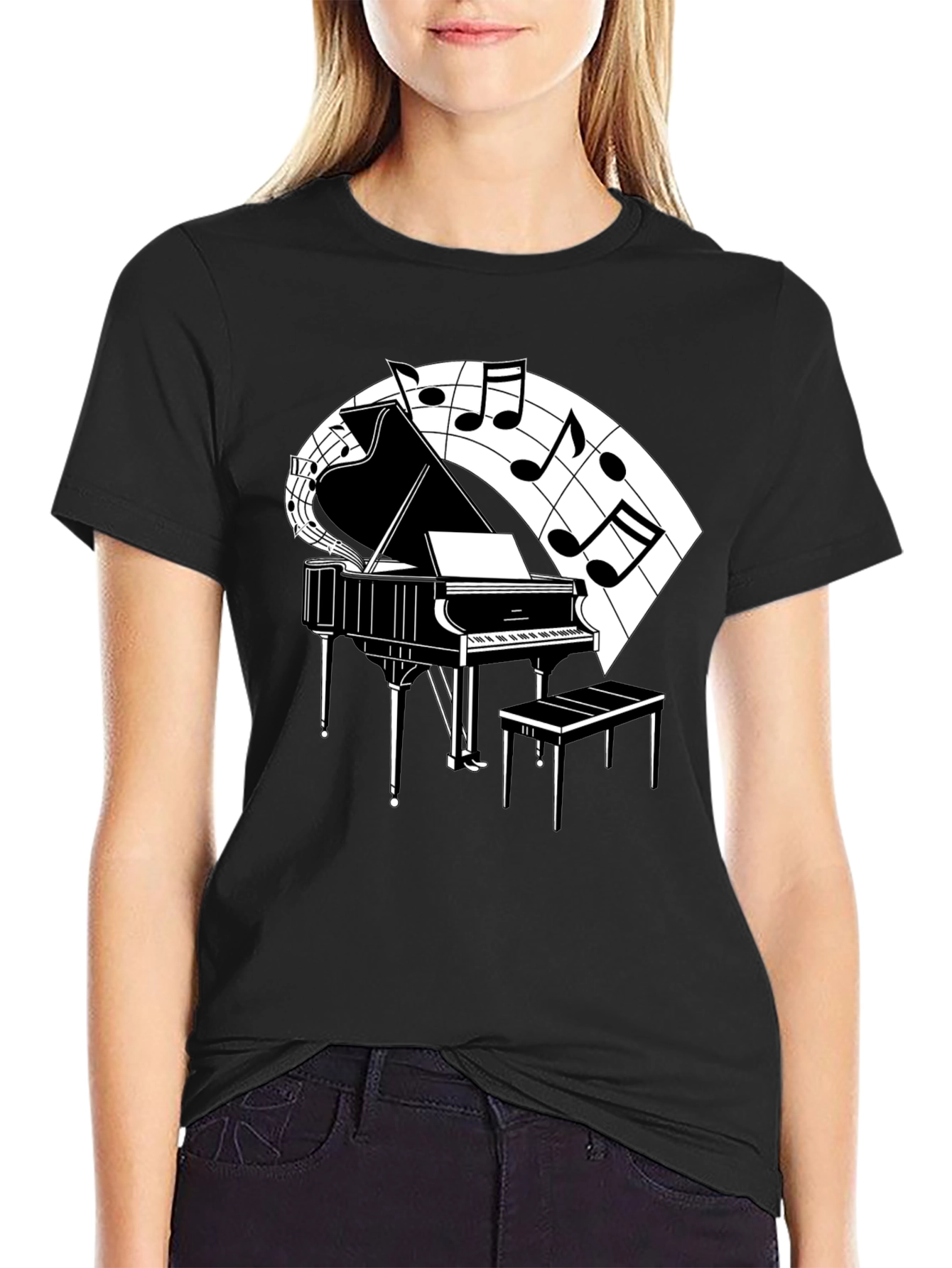 Camiseta Negra con Diseño de Piano y Notas Musicales
