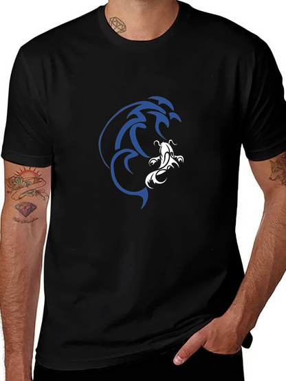 Camiseta Negra Estampado Koi Azul y Blanco