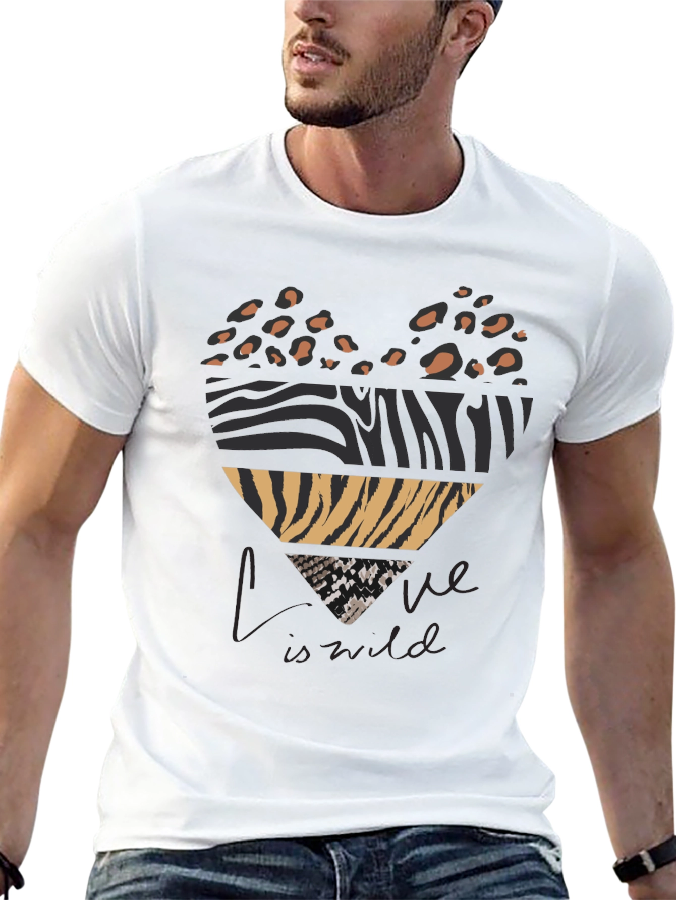 Camiseta Negra con Estampado Animal Print Love is Wild