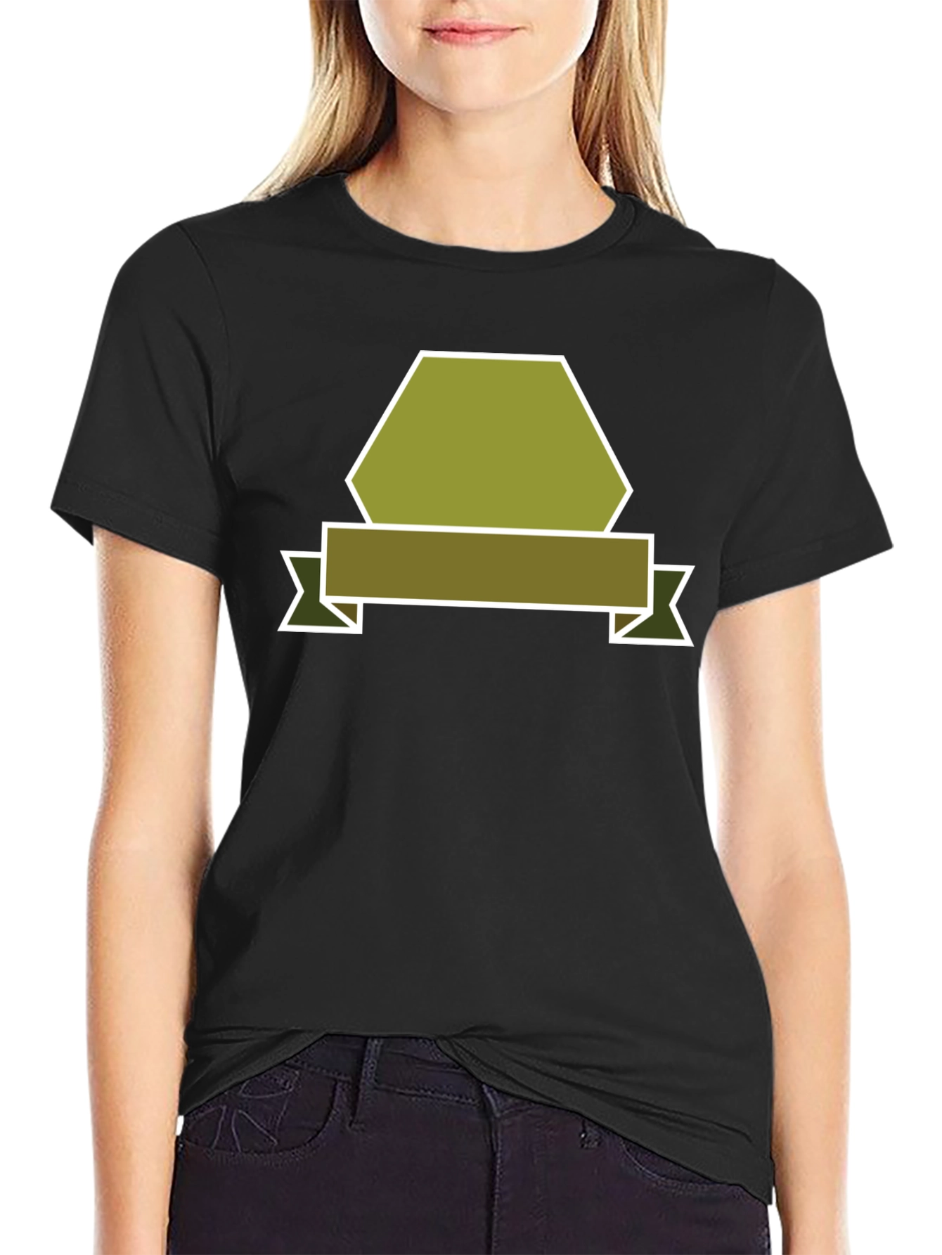 Camiseta Negra con Diseño Abstracto de Banner