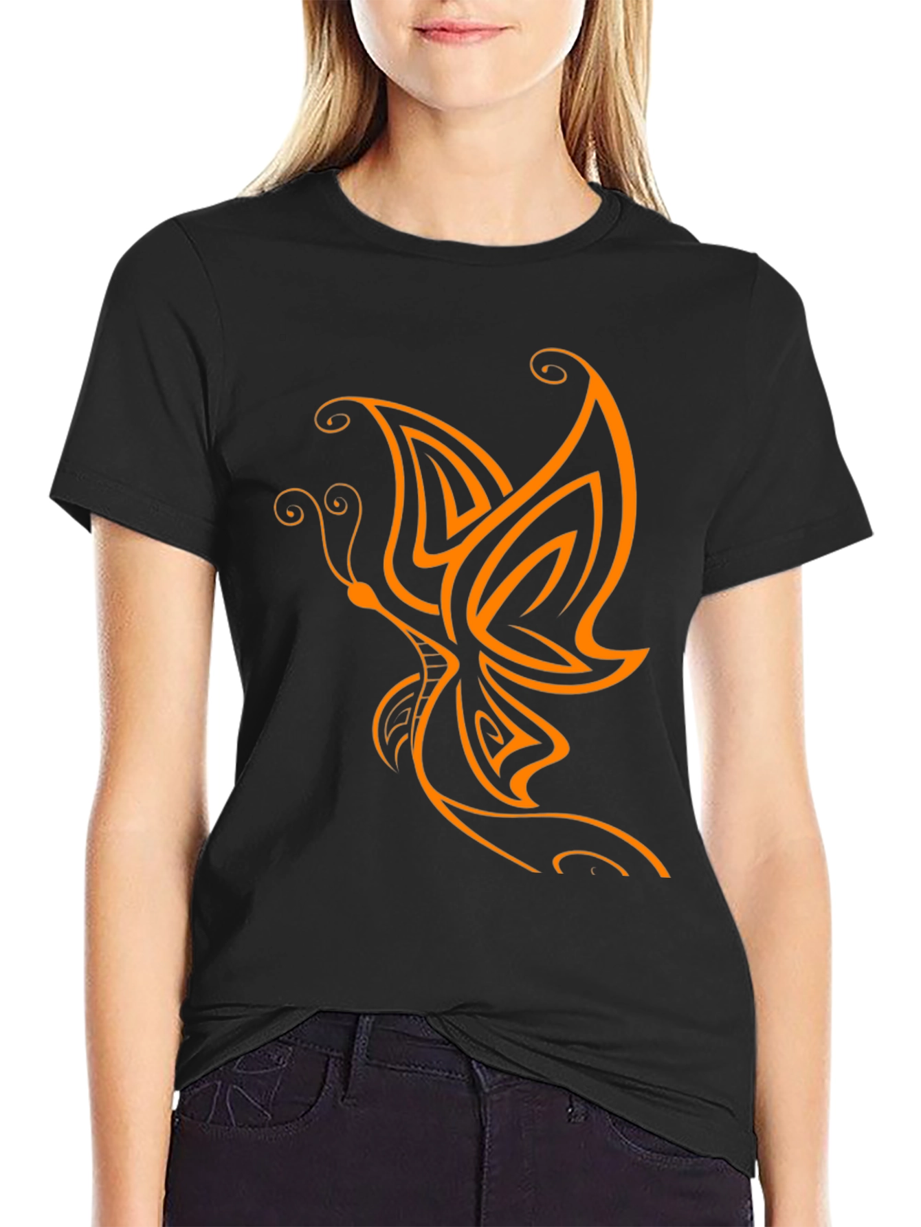 Camiseta Negra con Diseño de Mariposa Naranja