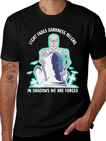 Camiseta Negra con Diseño Gótico de Esqueleto y Lema
