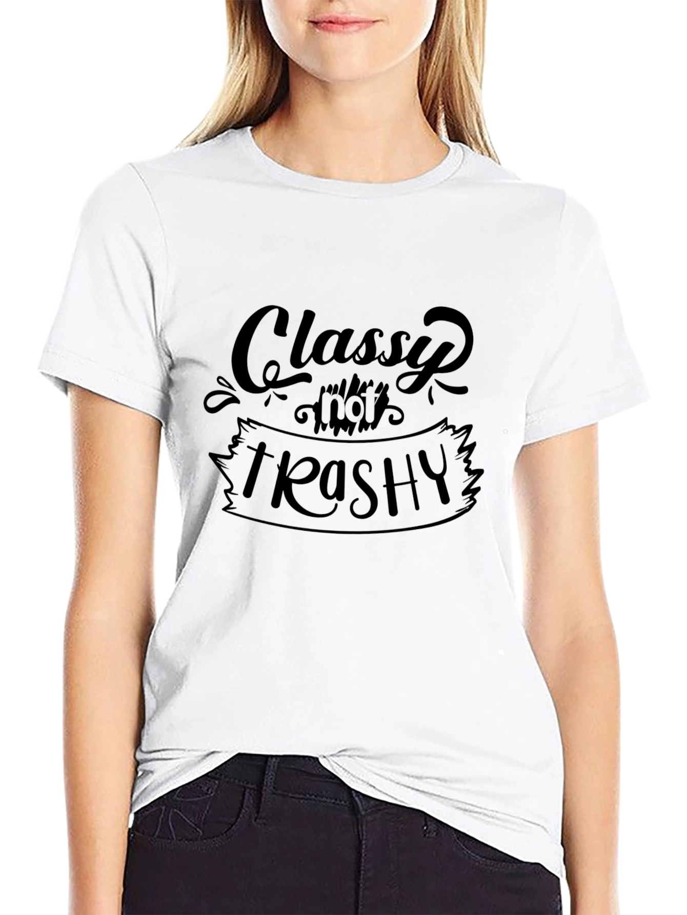 Camiseta Negra: Elegante y Desenfadada