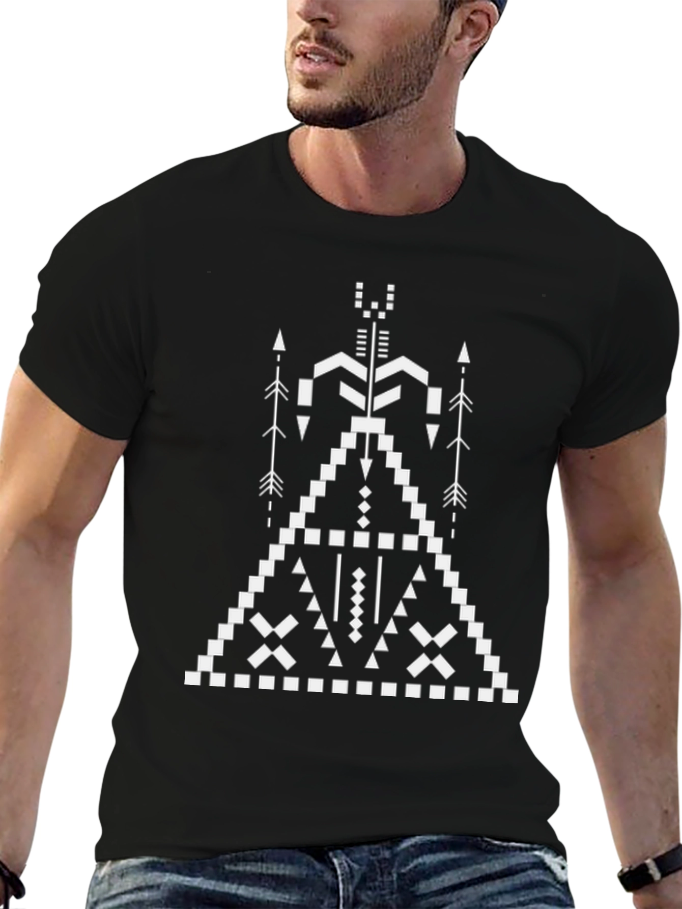 Camiseta Negra con Diseño Tribal Geométrico Blanco