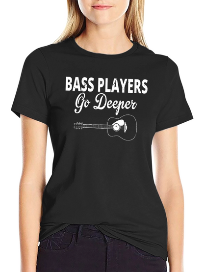 Camiseta Negra: Bajistas Profundos con Guitarra