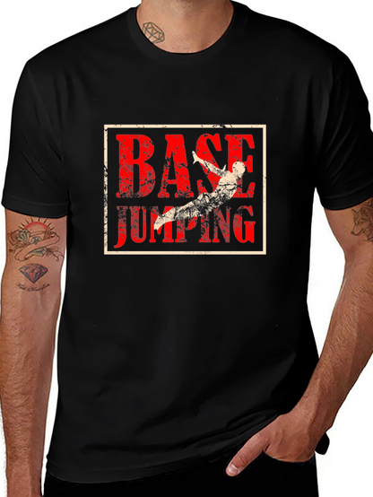 Camiseta Negra con Diseño de Salto BASE
