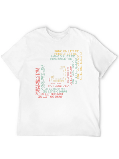 Camiseta Negra Estampada: Hang On Overthink
