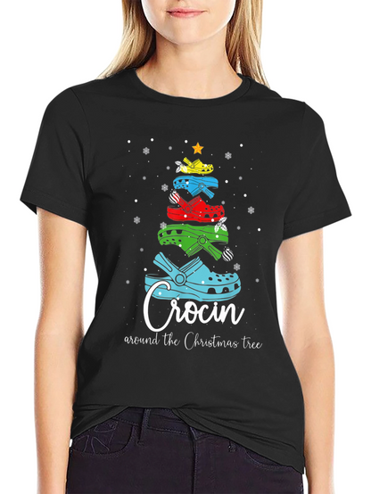 Camiseta Navideña Crocin Around the Christmas Tree