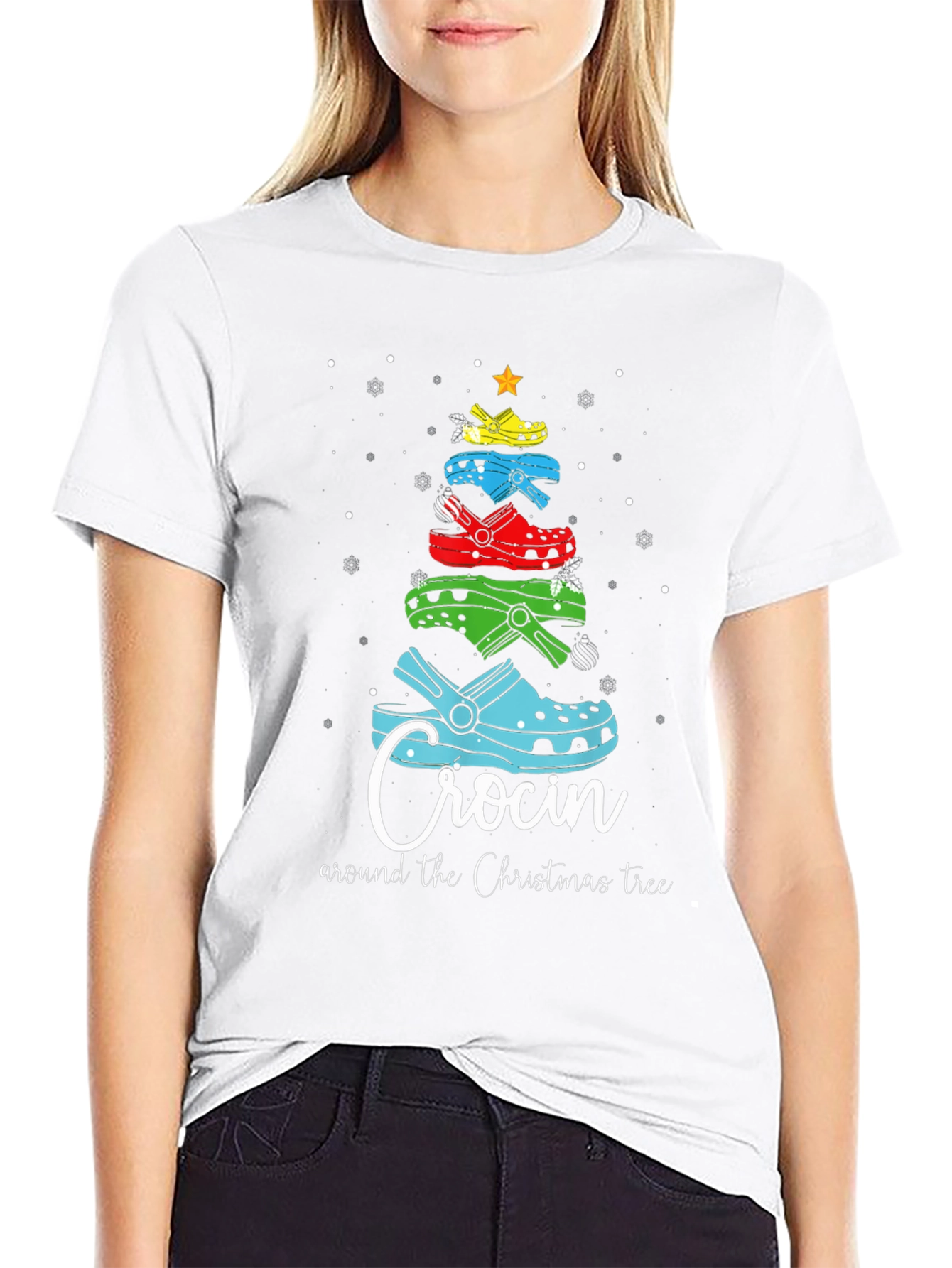 Camiseta Navideña Crocin Around the Christmas Tree