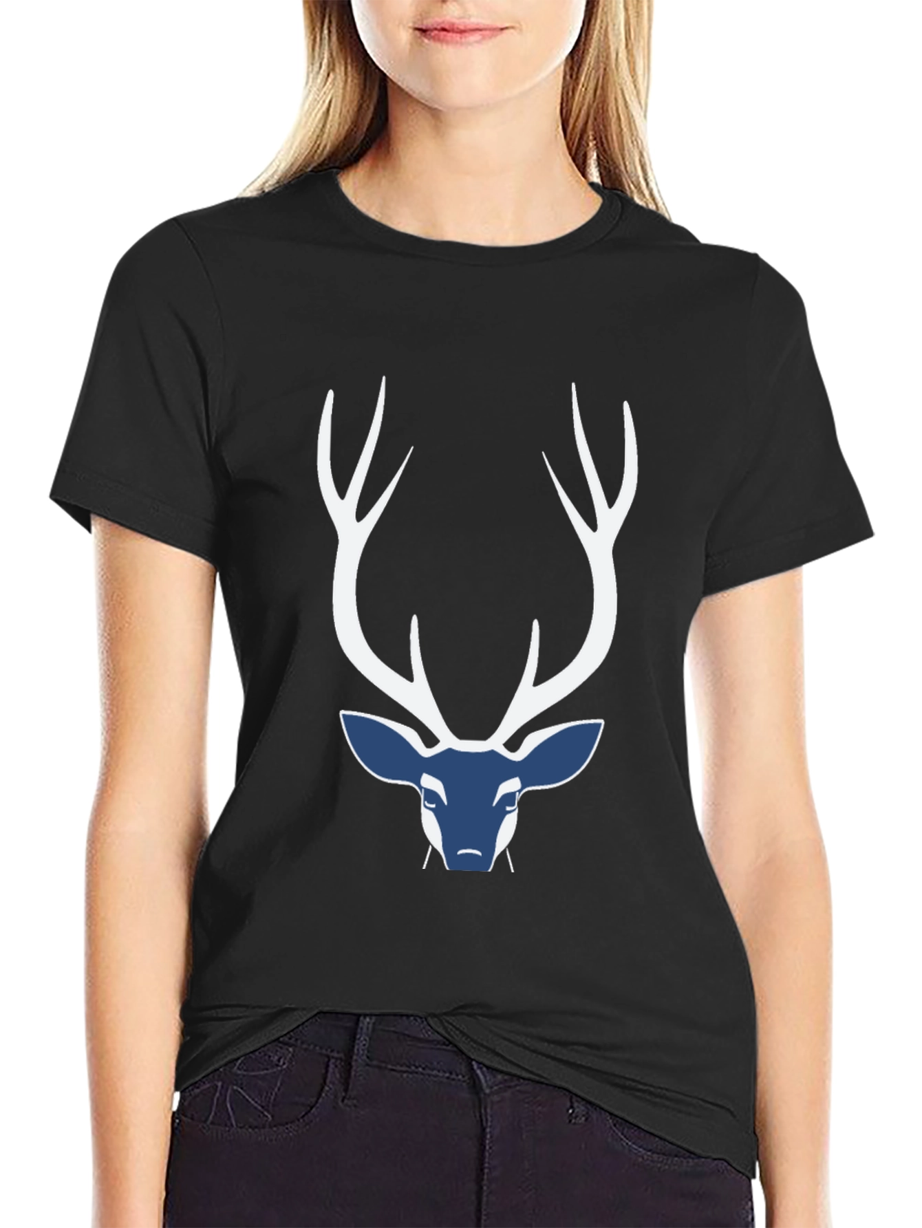 Camiseta Negra con Diseño de Ciervo Abstracto