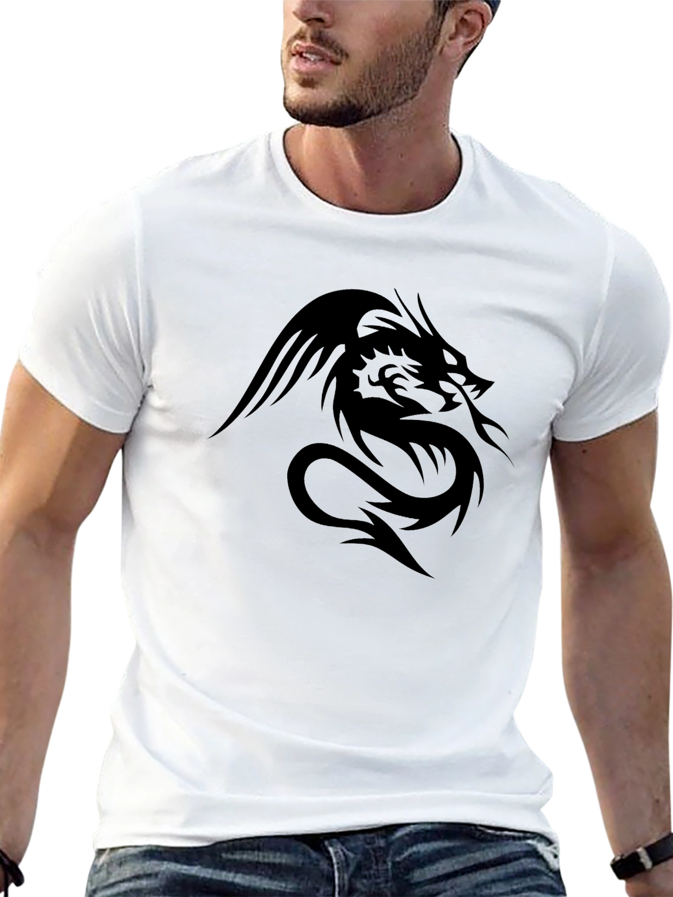 Camiseta Negra Dragón Tribal - Estilo y Audacia
