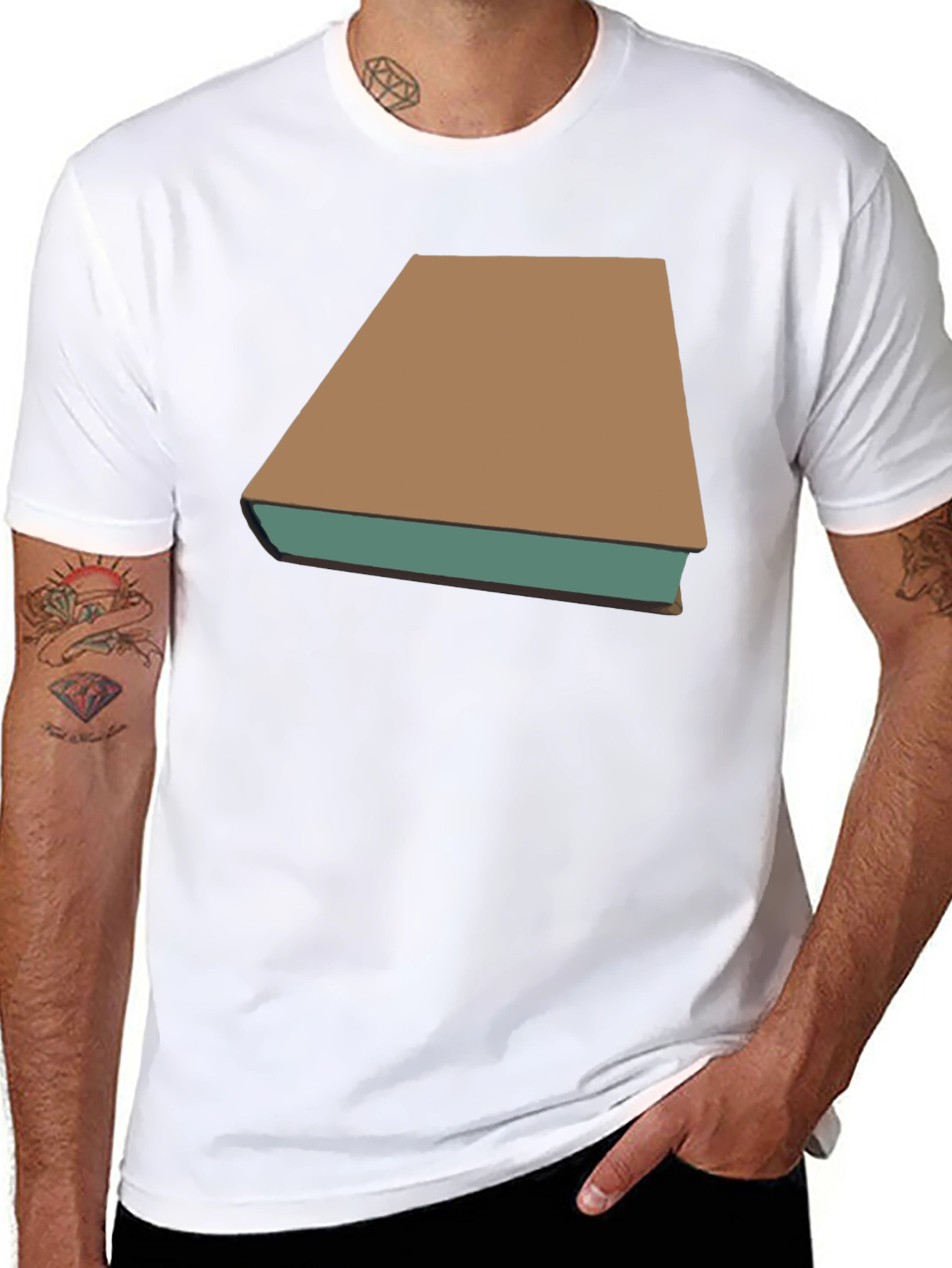 Camiseta Negra con Diseño de Libro Clásico