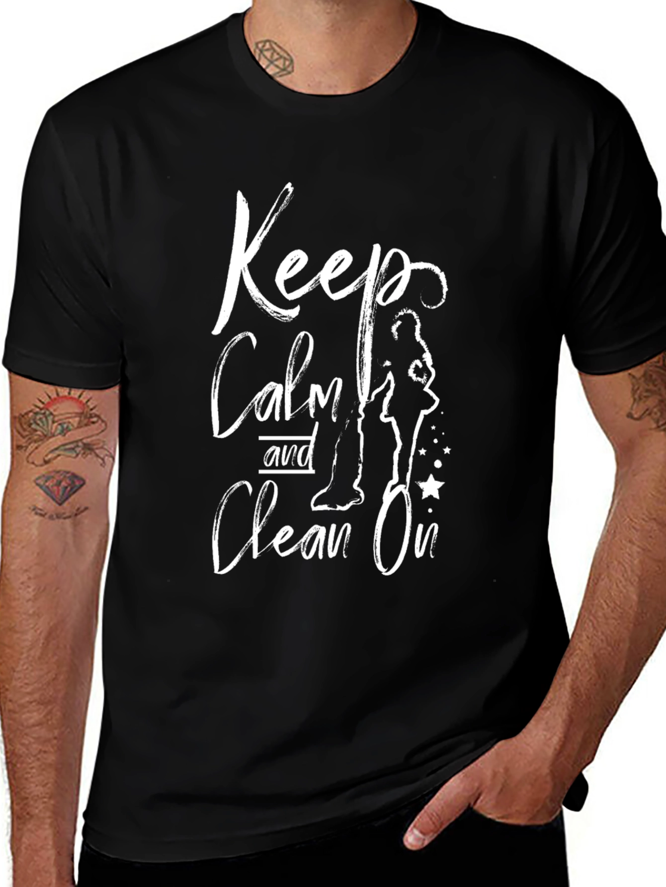 Camiseta Negra: Mantén la Calma y Limpia