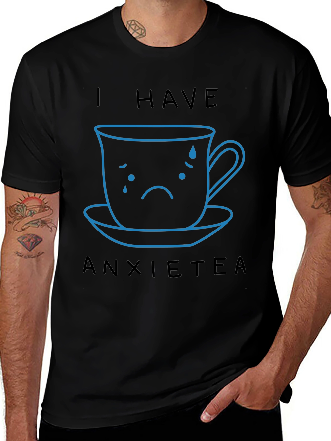 Camiseta Negra Anxietea con Diseño de Taza Triste