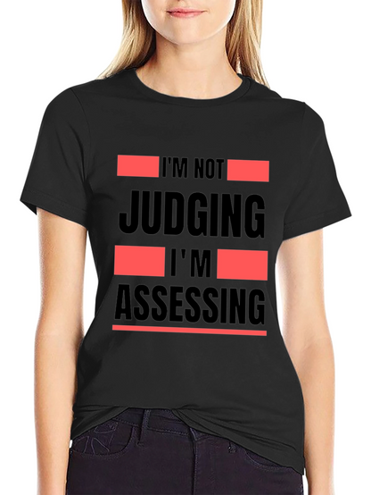Camiseta Negra No Estoy Juzgando Estoy Evaluando