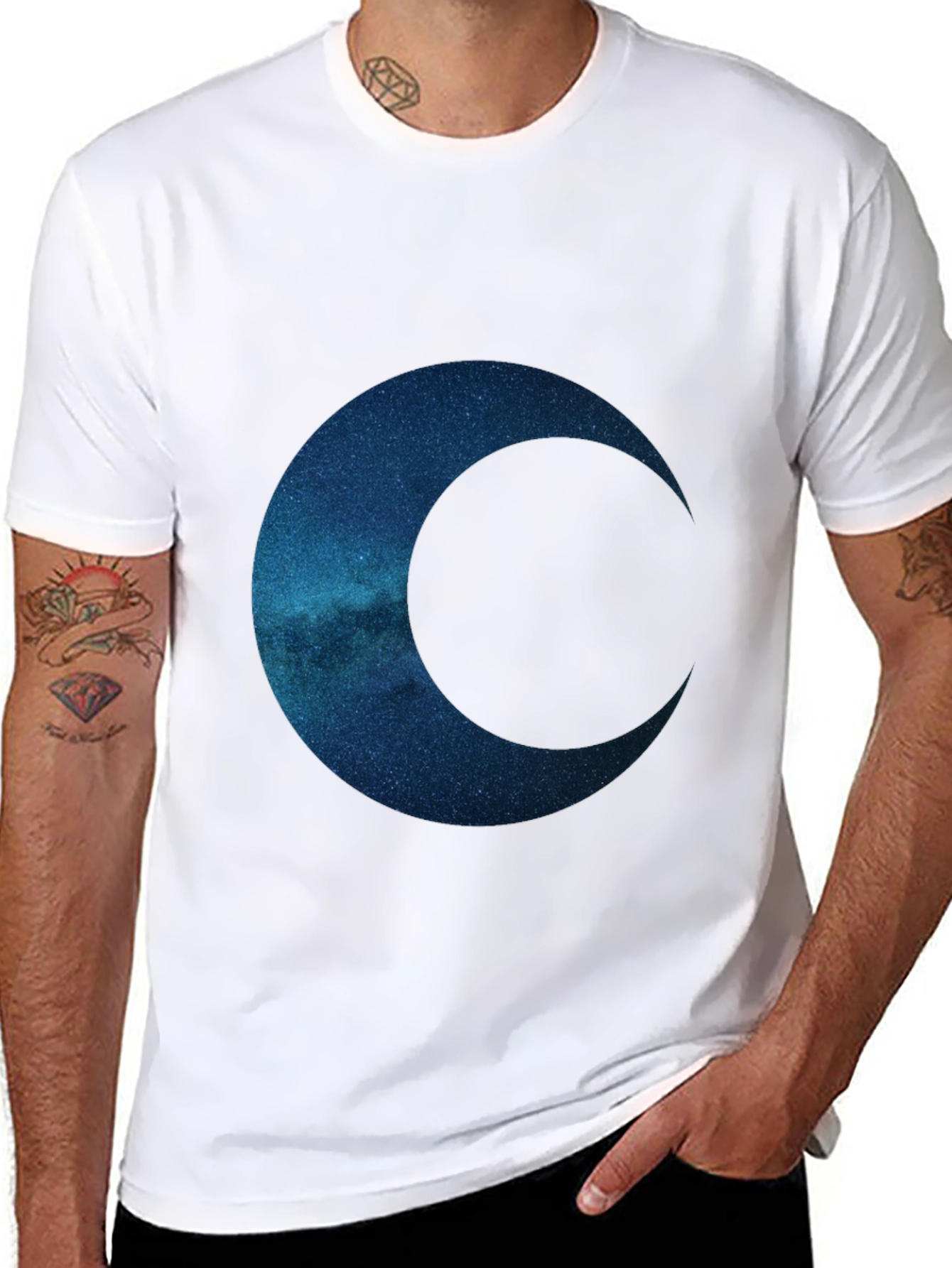 Camiseta Negra con Diseño de Luna Galáctica